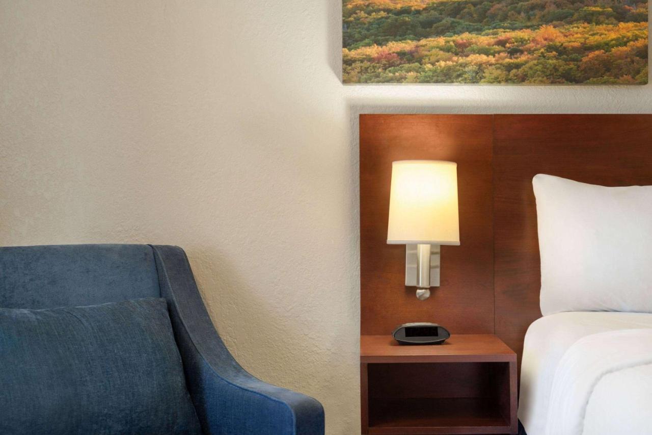 Days Inn By Wyndham Dillon Ngoại thất bức ảnh
